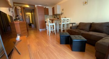 Three rooms on the slopes with 2 garages